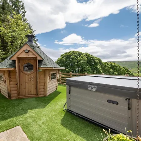 Mount Hooley * Alston